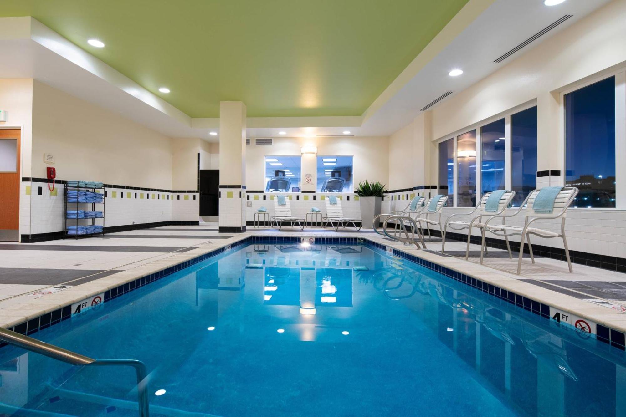 Fairfield Inn & Suites Seattle Bremerton Bagian luar foto