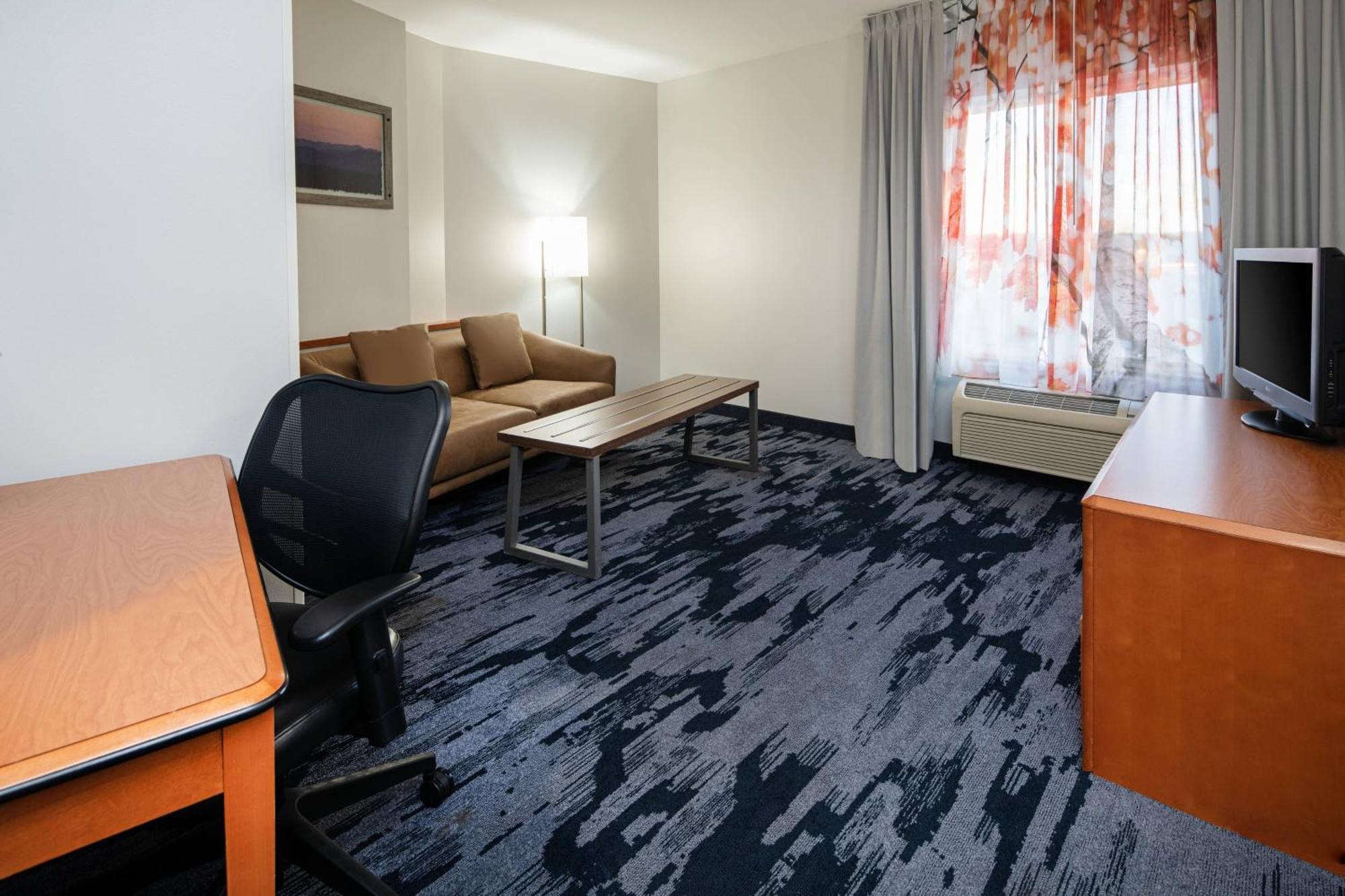 Fairfield Inn & Suites Seattle Bremerton Bagian luar foto