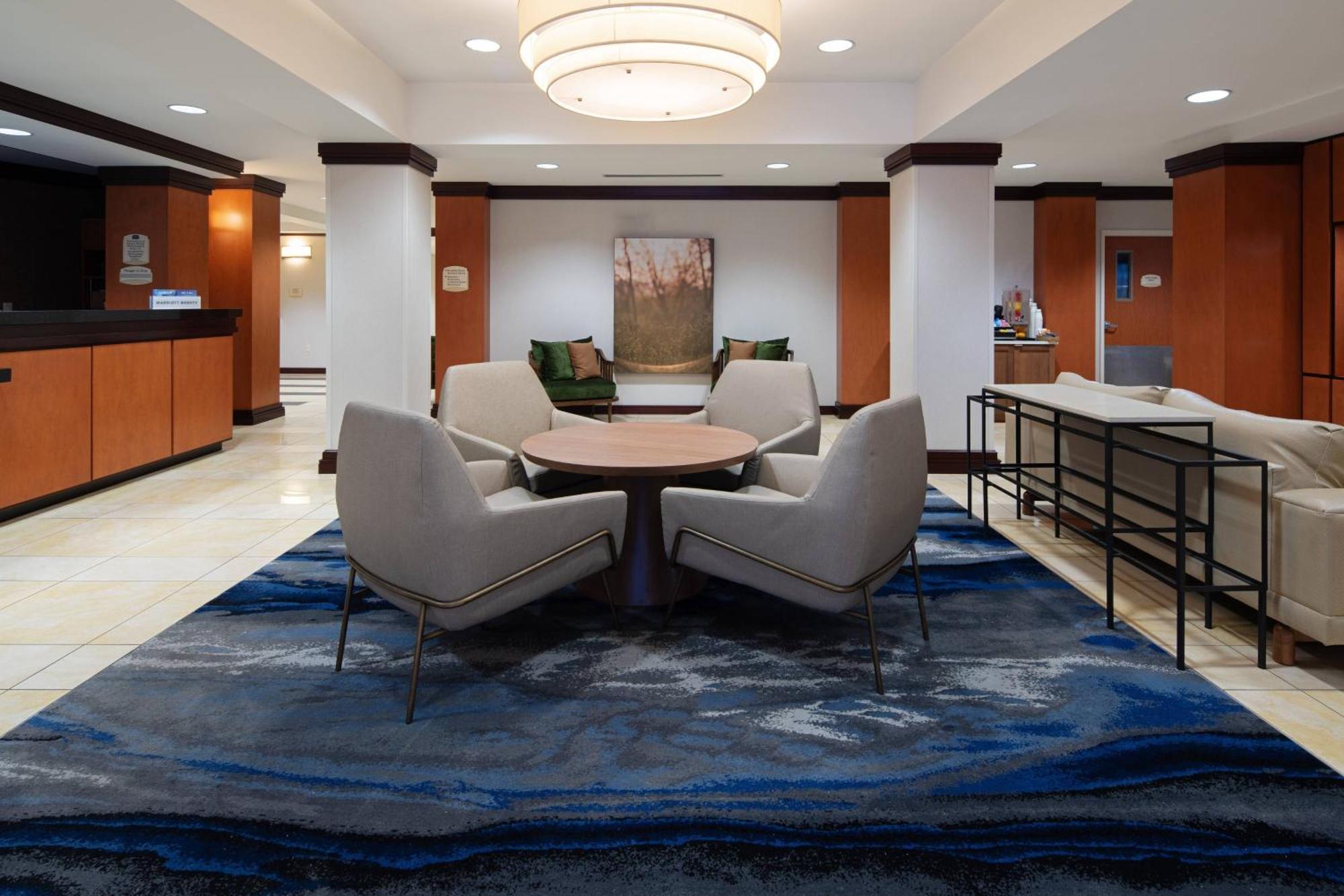 Fairfield Inn & Suites Seattle Bremerton Bagian luar foto