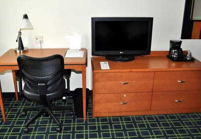 Fairfield Inn & Suites Seattle Bremerton Bagian luar foto